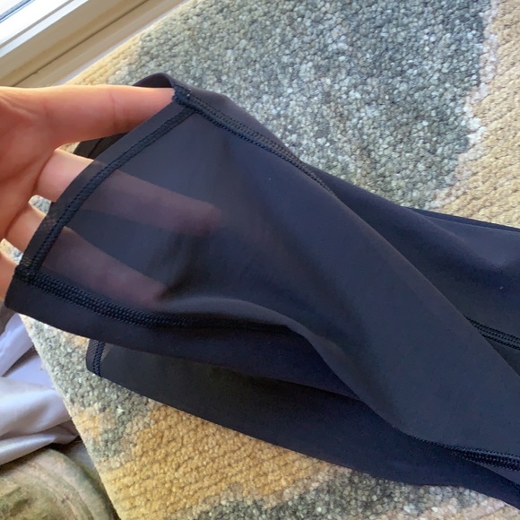 LULU LEMON SIZE 6 Navy Blue ❌SOLD❌ - Picture 2 of 12